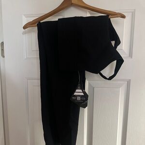 Arrow Athletics Ribbed pants and bra